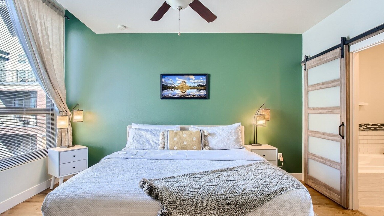Photo of Bedroom in Ballpark
