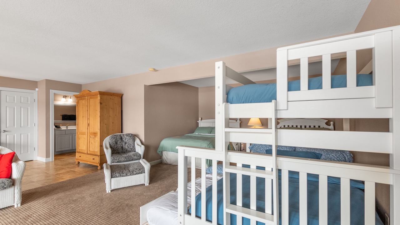Photo of Bedroom in Lake Ozark