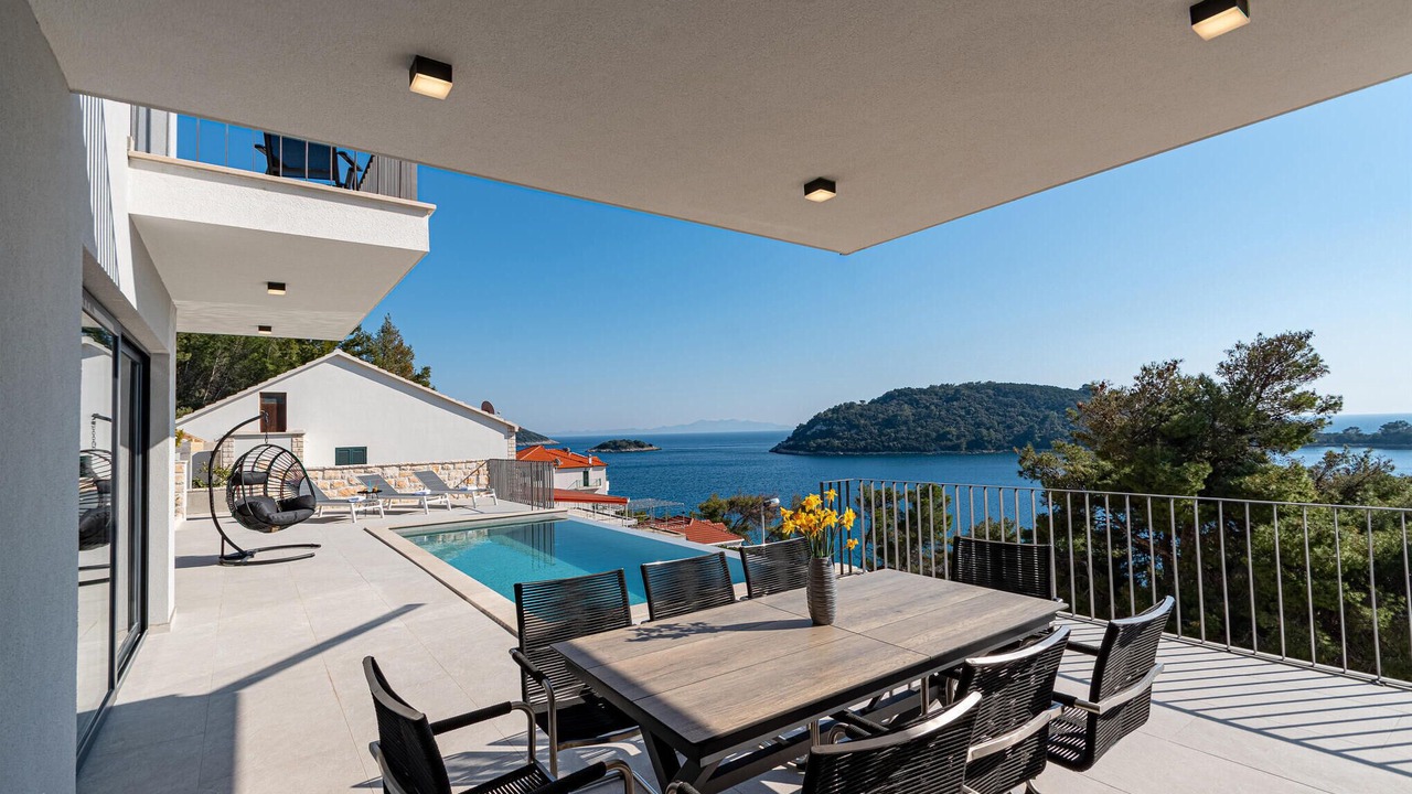 Photo of Outdoor in Blato