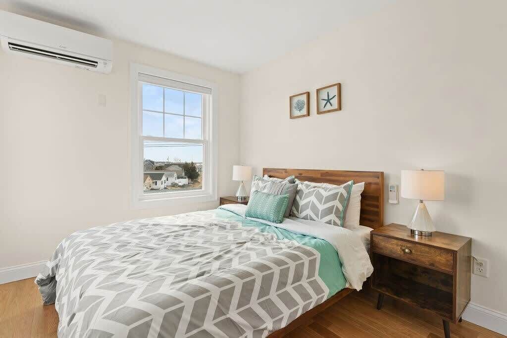 Photo of Others in Hampton