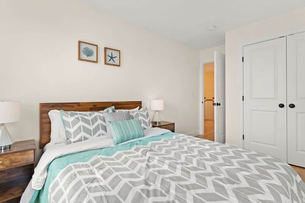 Photo of Others in Hampton