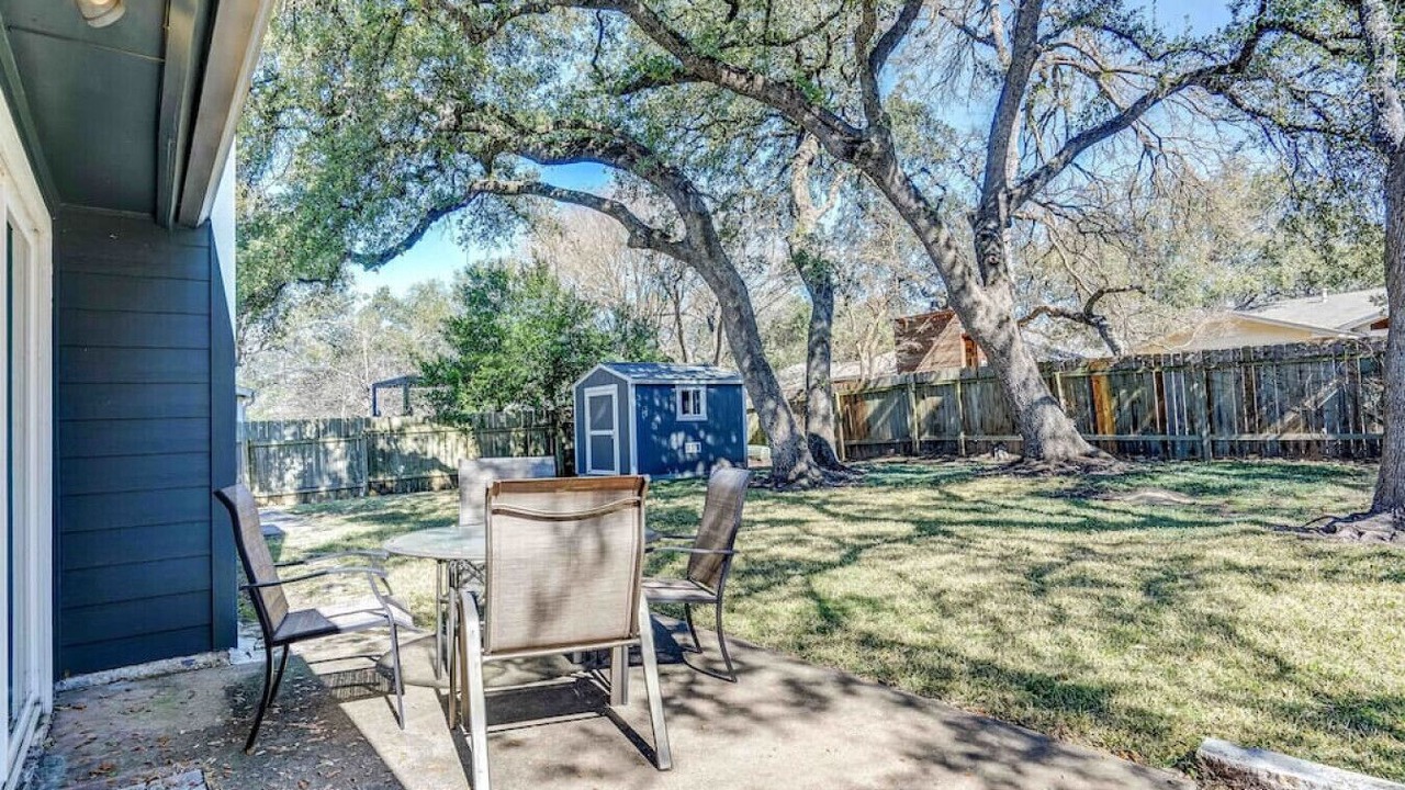 Photo of Others in Barrington Oaks