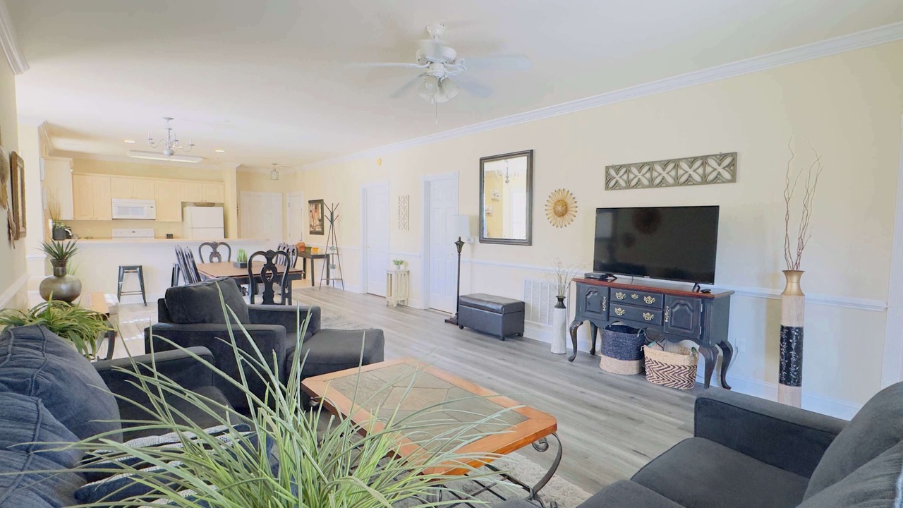 Photo of Livingroom in Central Myrtle Beach