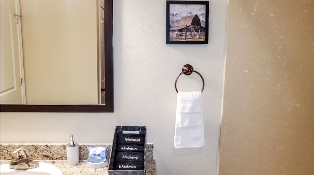 Photo of Bathroom in Redlick