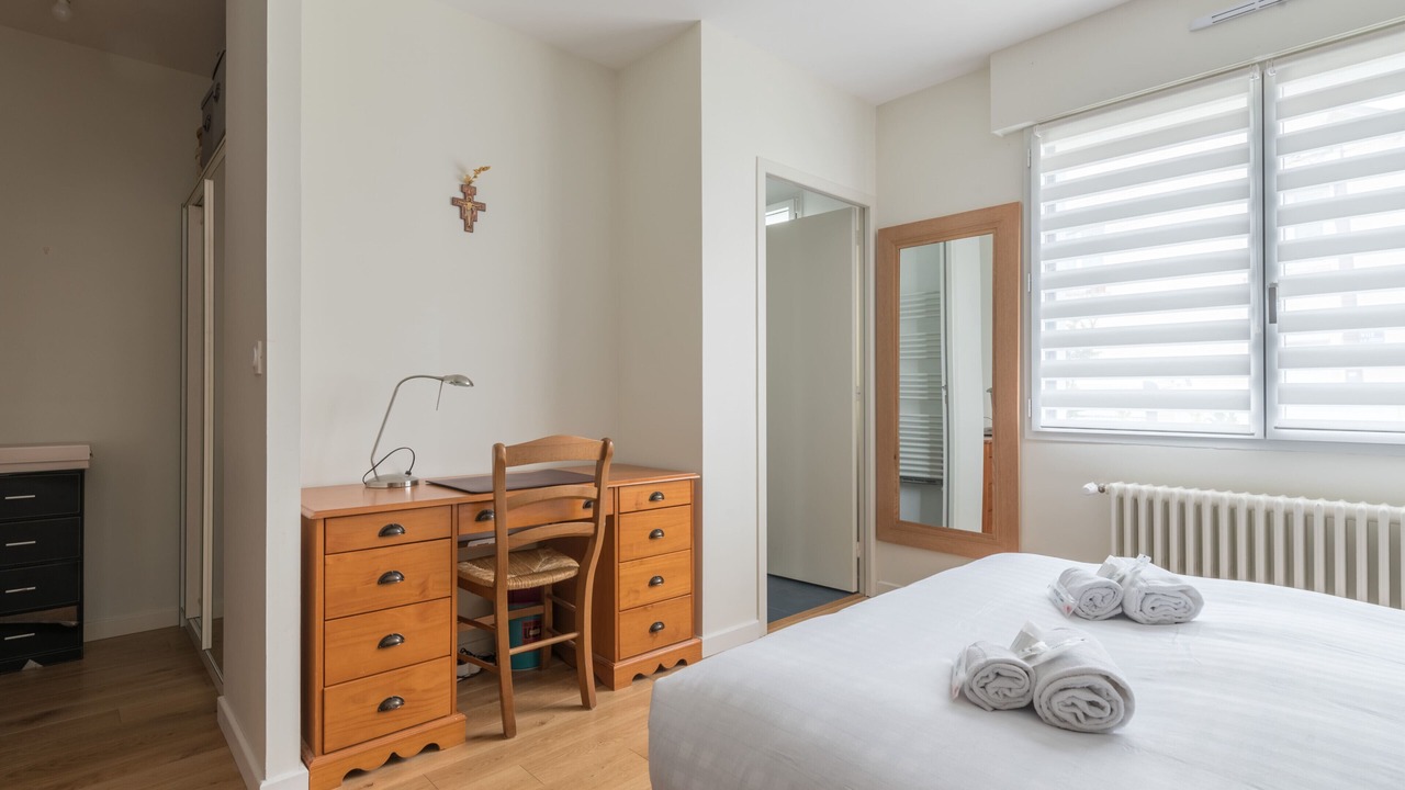 Photo of Bedroom in Saint-Nazaire