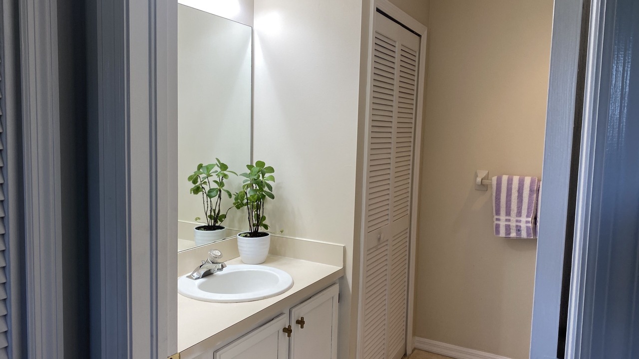 Photo of Bathroom in Biggar