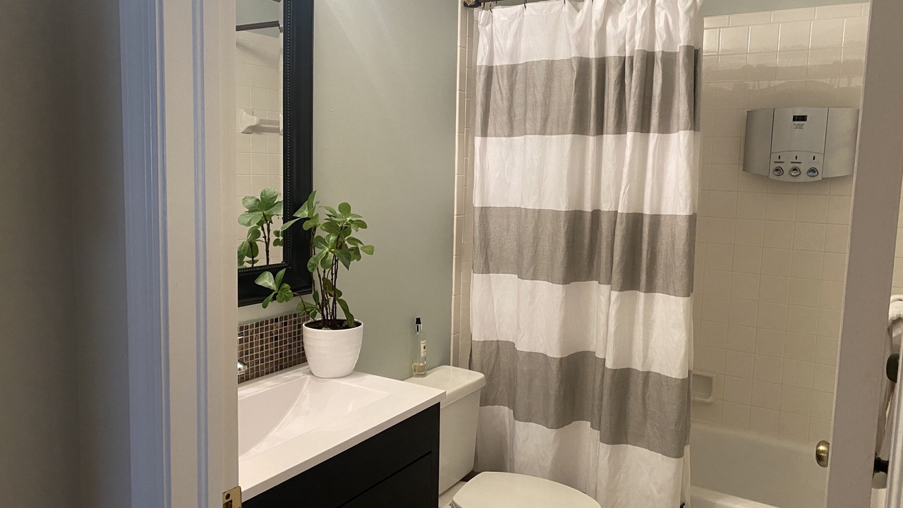 Photo of Bathroom in Biggar