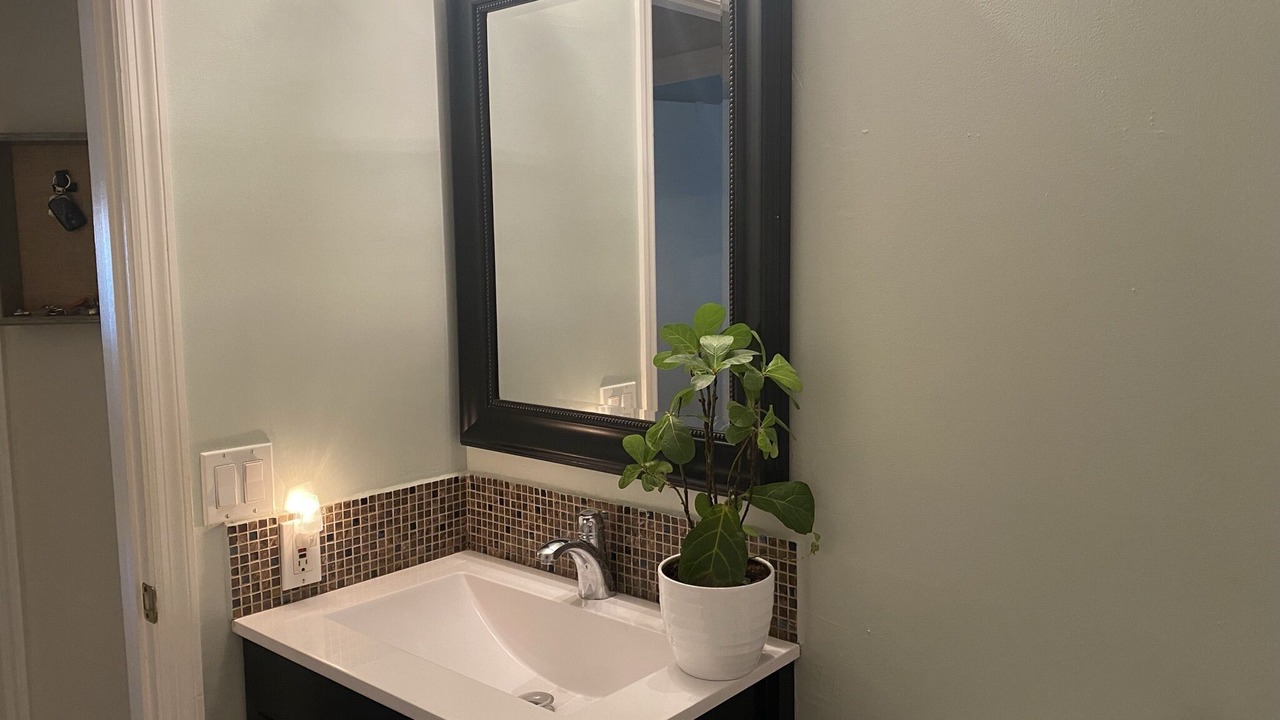 Photo of Bathroom in Biggar