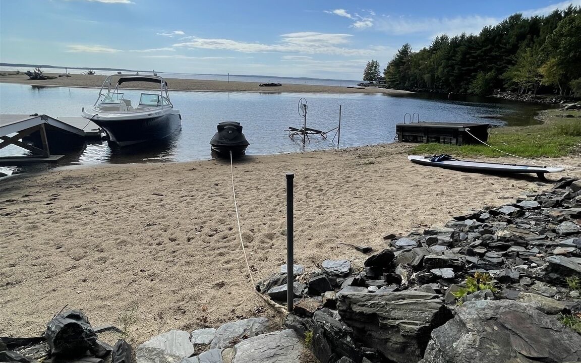 Photo of Others in Thompson's Point