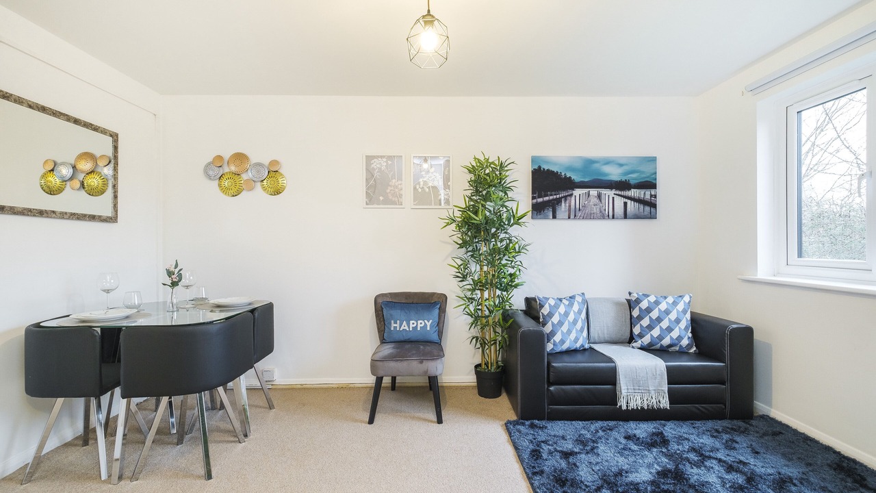 Photo of Others in West Thurrock