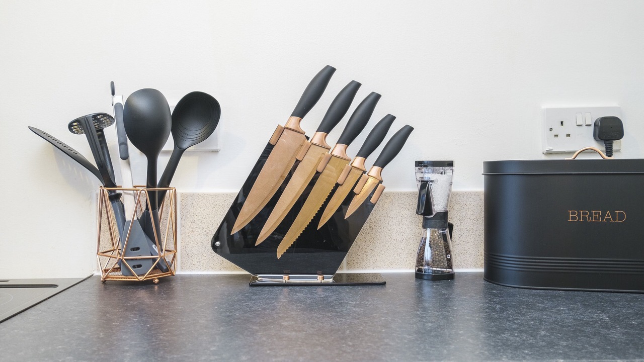 Photo of Others in West Thurrock