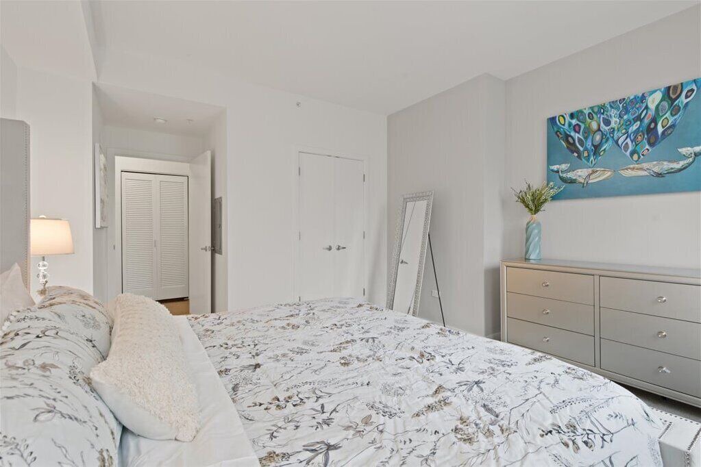 Photo of Bedroom in Evanston