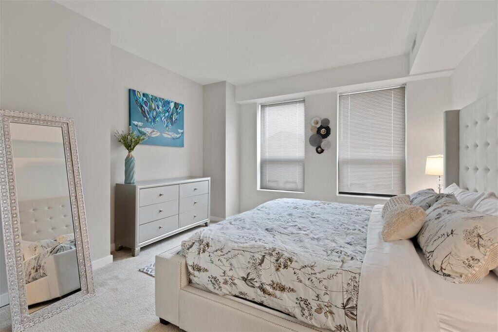 Photo of Bedroom in Evanston