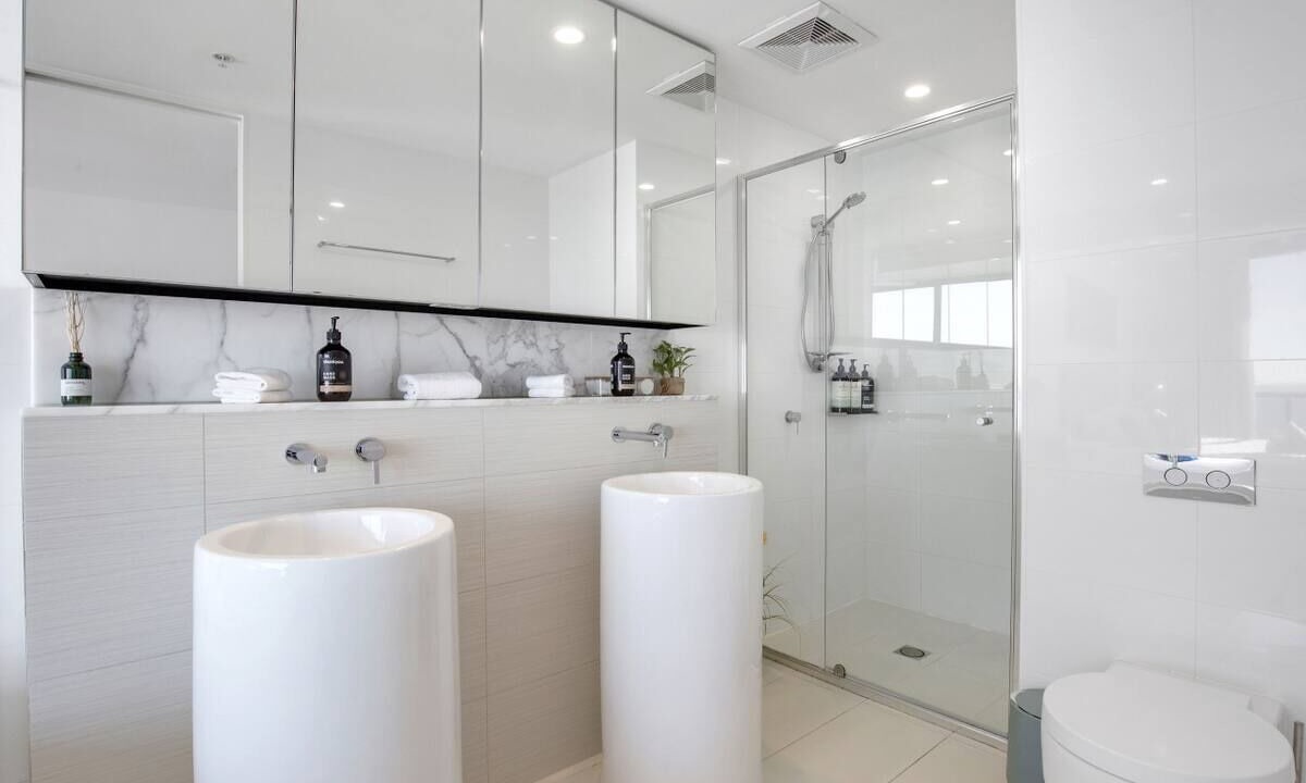 Photo of Bathroom in Broadbeach