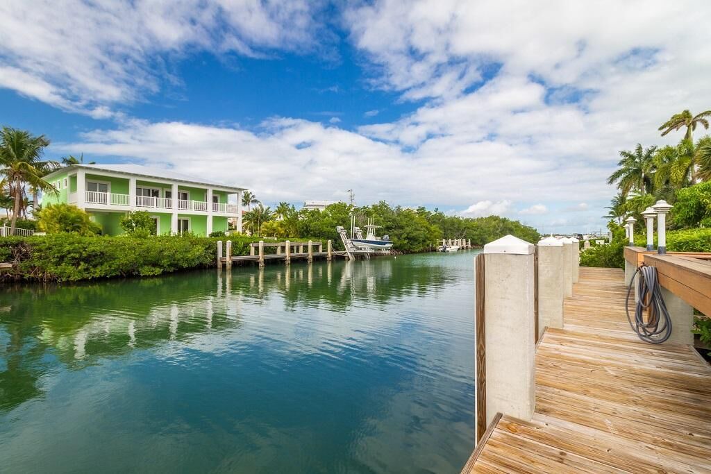 Photo of Outdoor in Coury