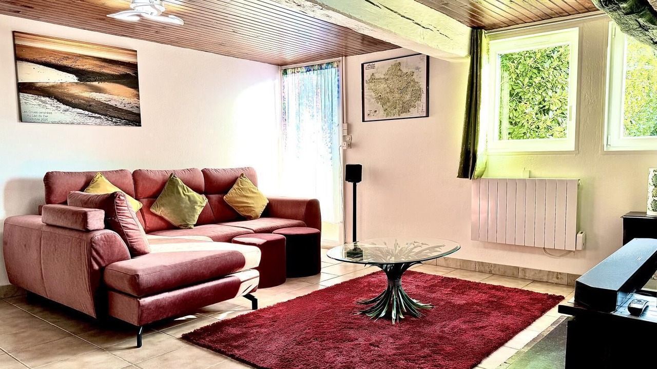 Photo of Livingroom in Lentilles