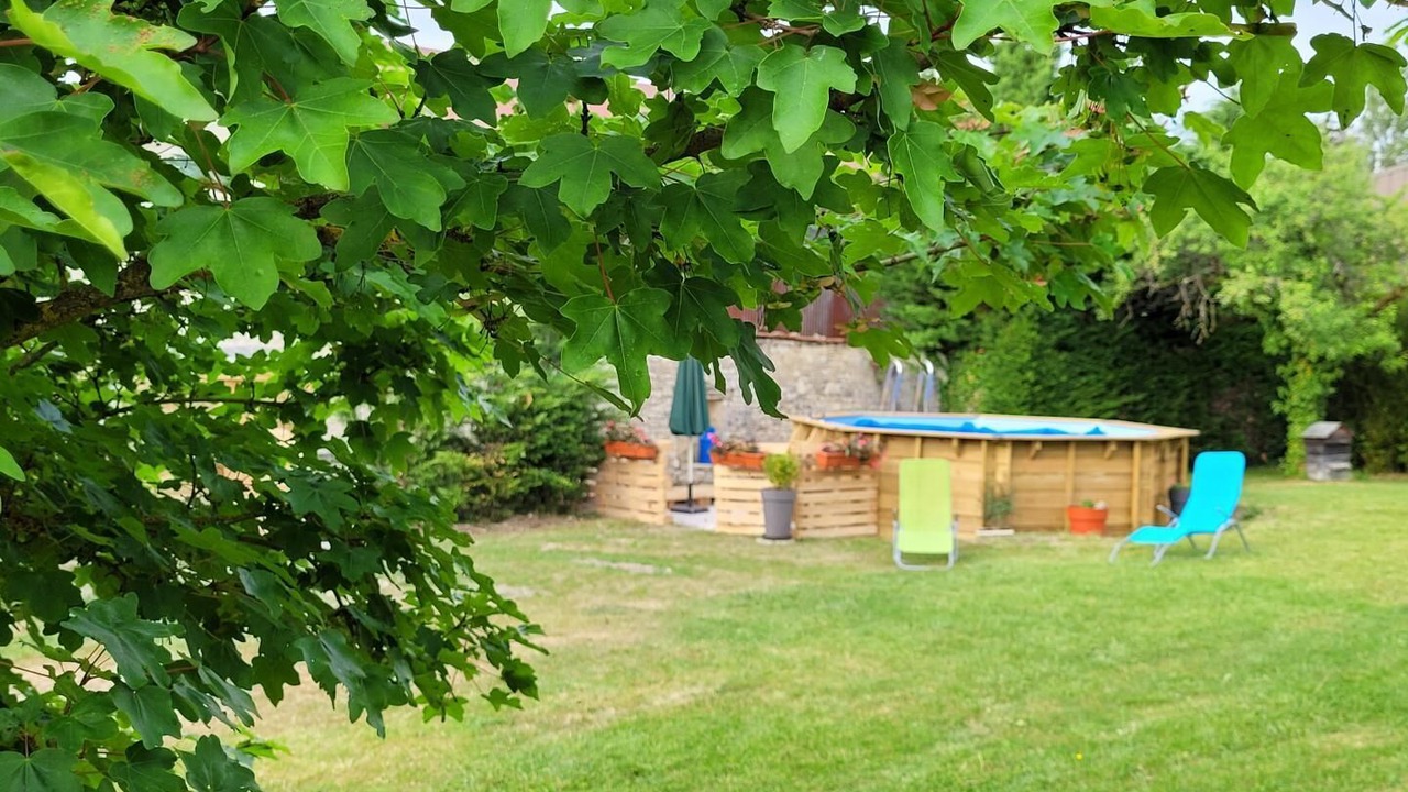 Photo of Outdoor in Noe-les-Mallets