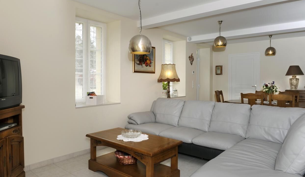 Photo of Livingroom in Noe-les-Mallets