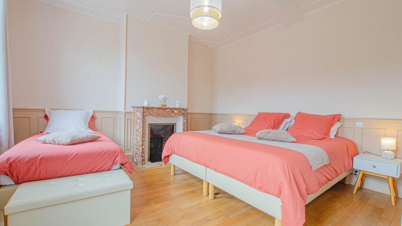 Photo of Bedroom in Pougy