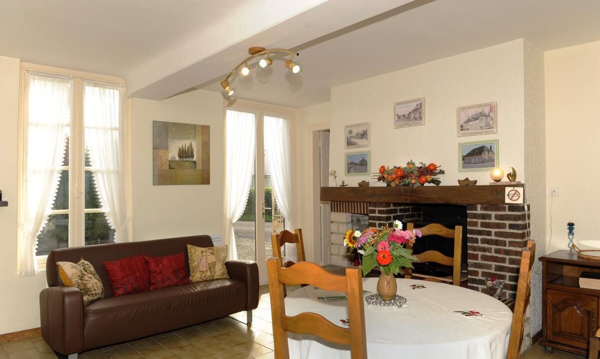 Photo of Others in Bessy