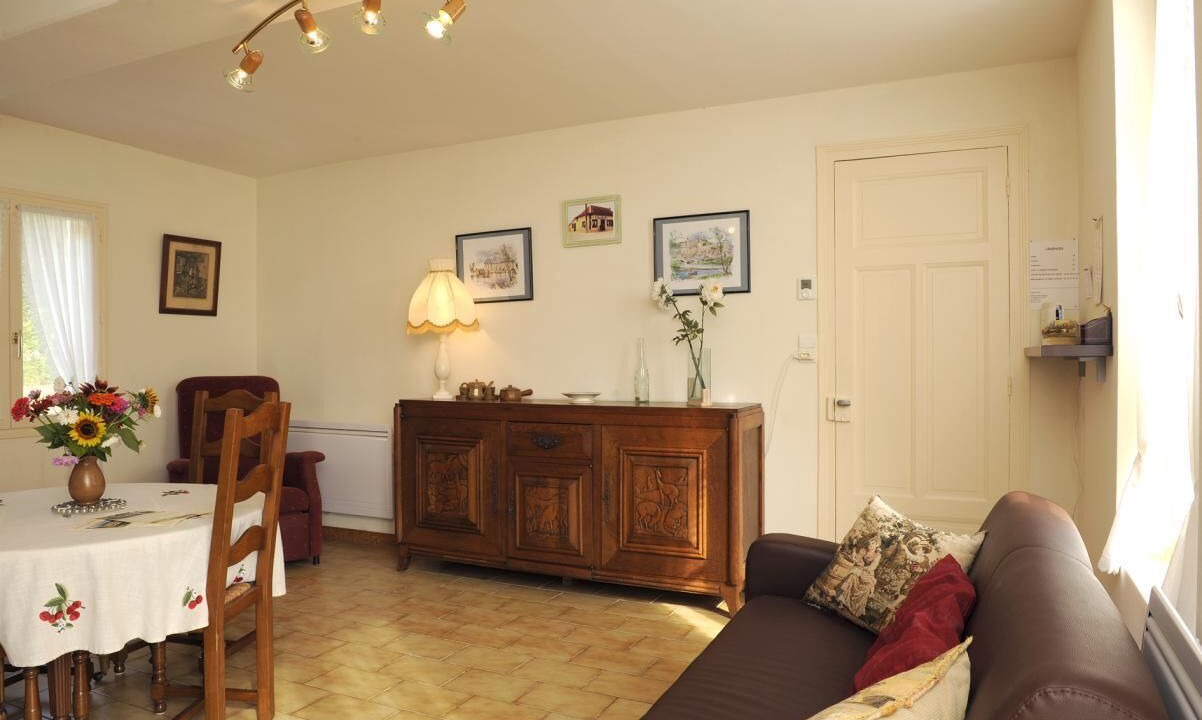 Photo of Others in Bessy