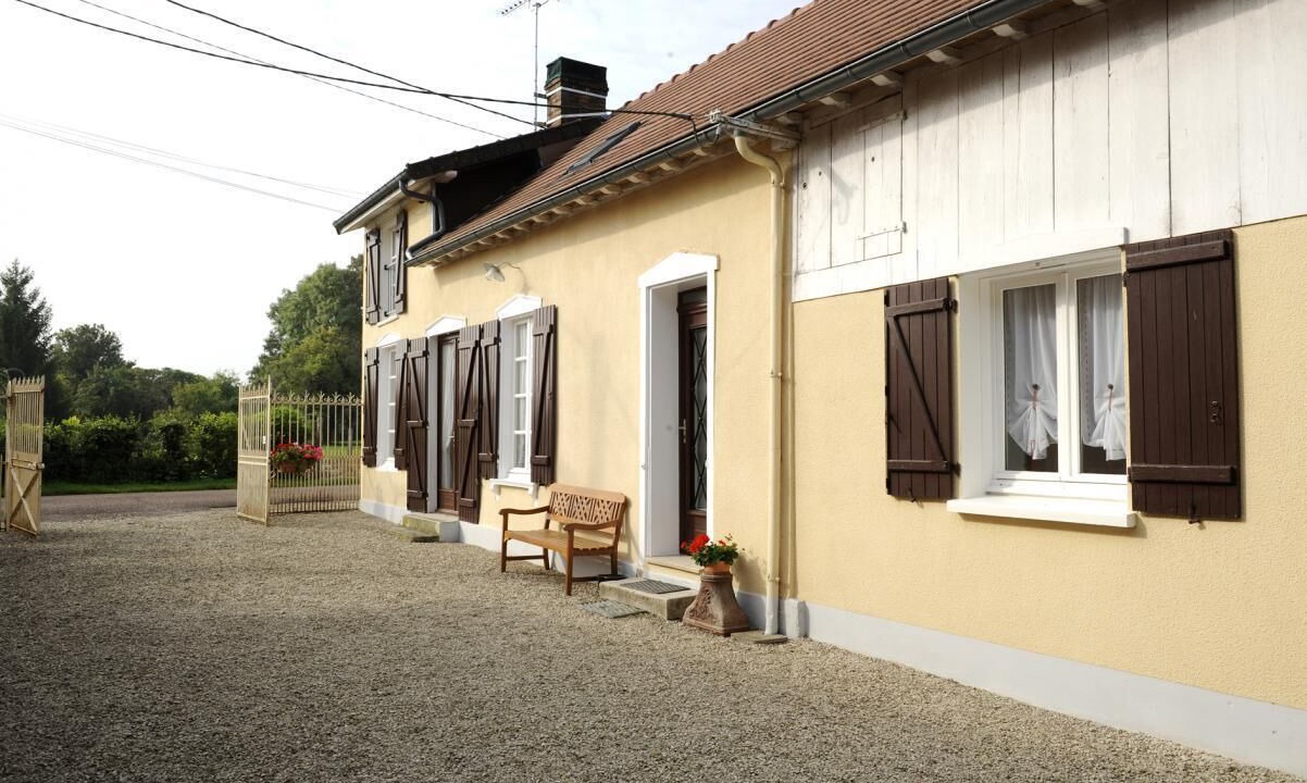 Photo of Outdoor in Bessy