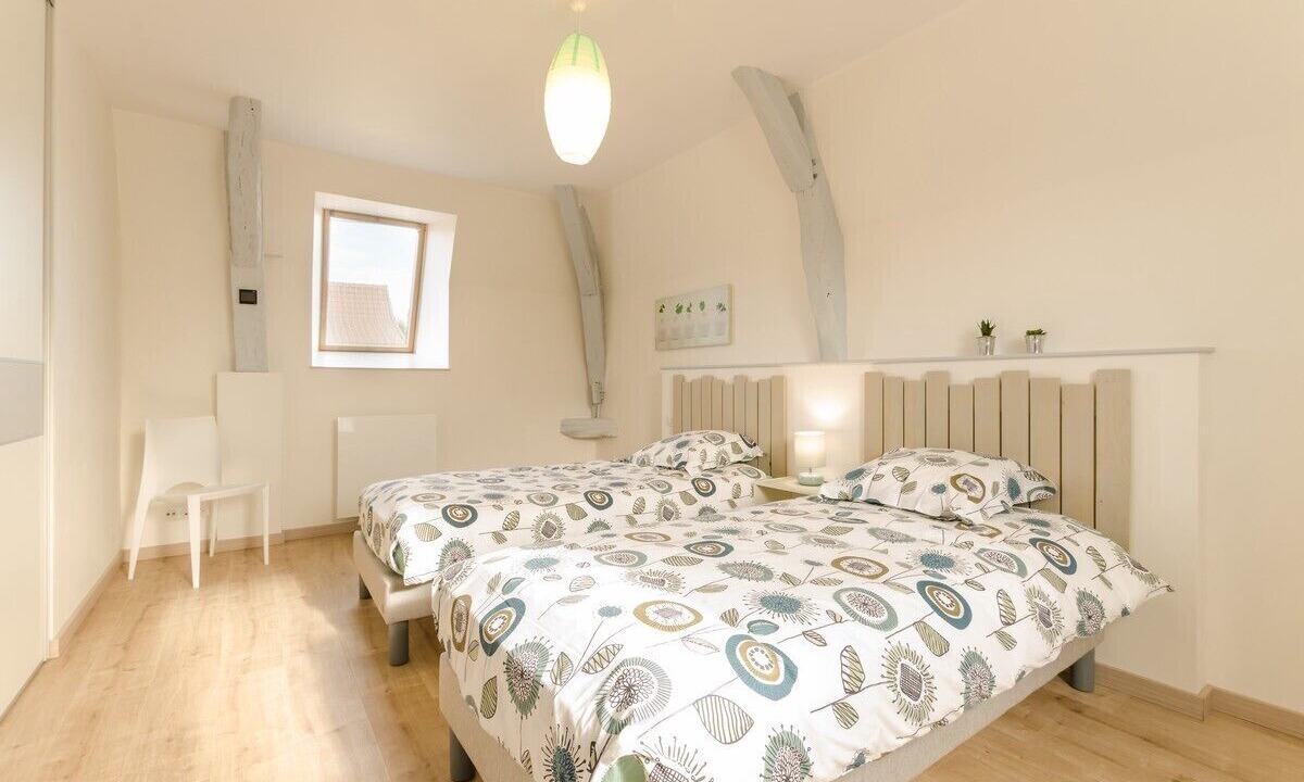 Photo of Bedroom in Saint-Usage