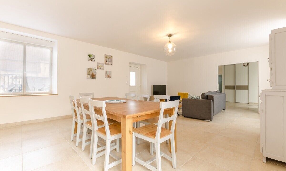 Photo of Others in Saint-Usage