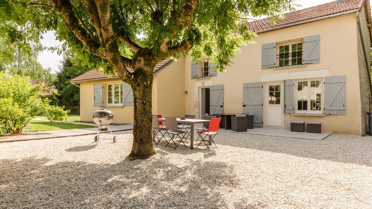 Photo of Outdoor in Dolancourt