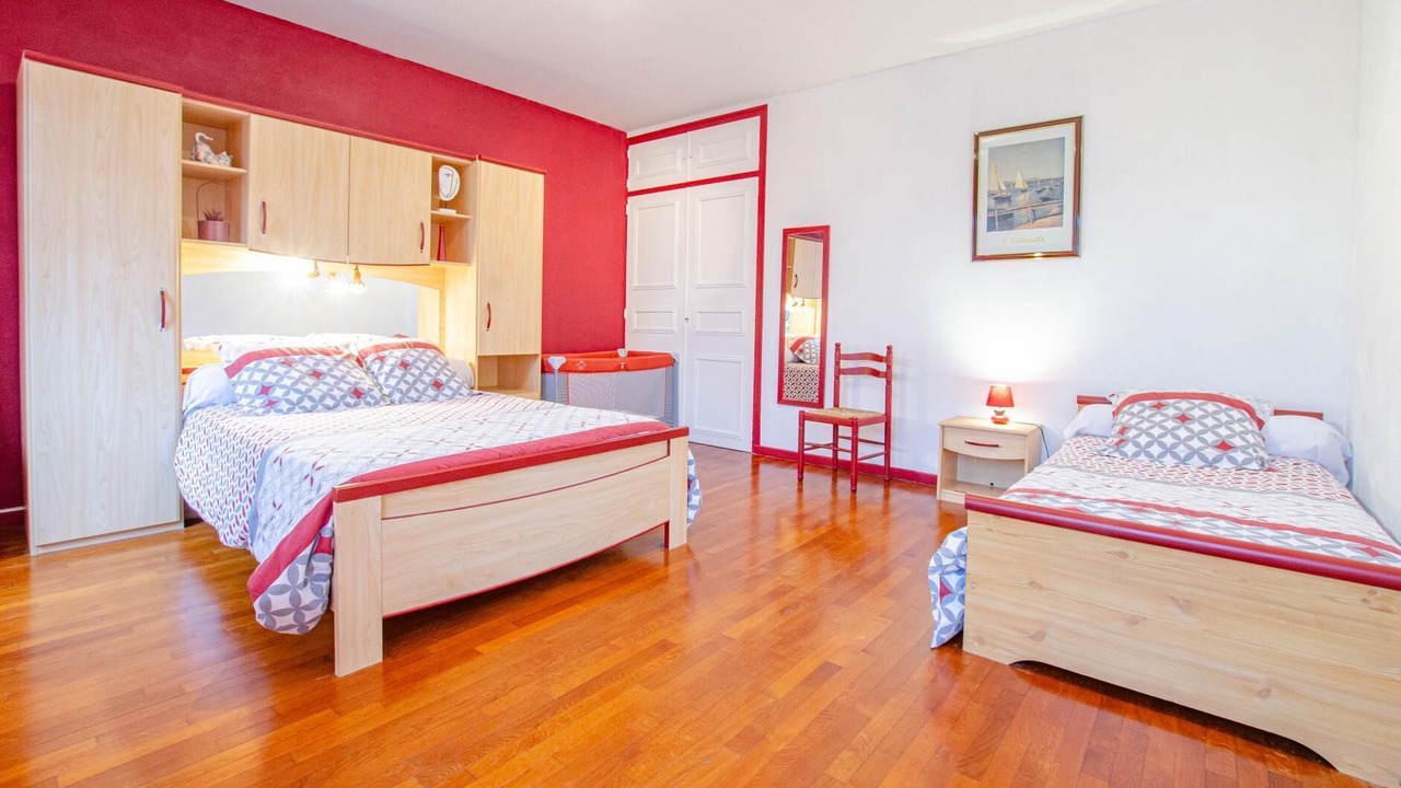 Photo of Bedroom in Trannes