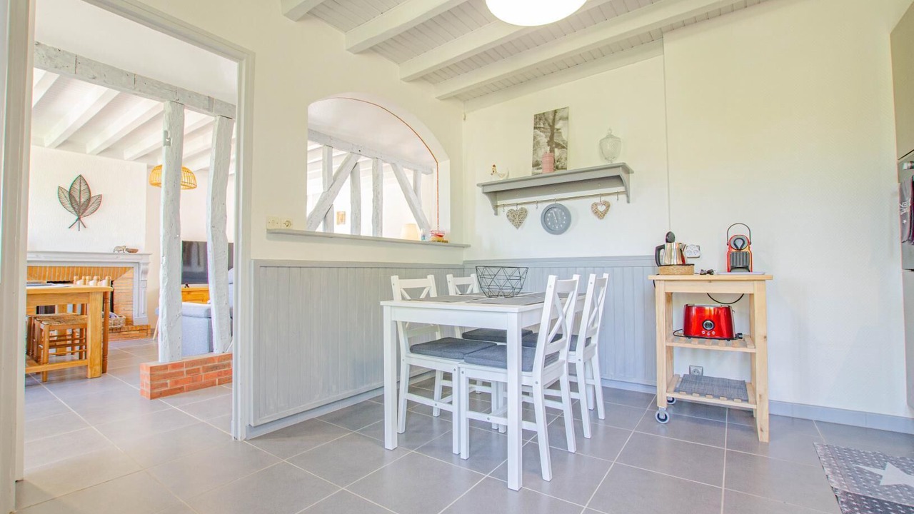 Photo of Others in Le Chene