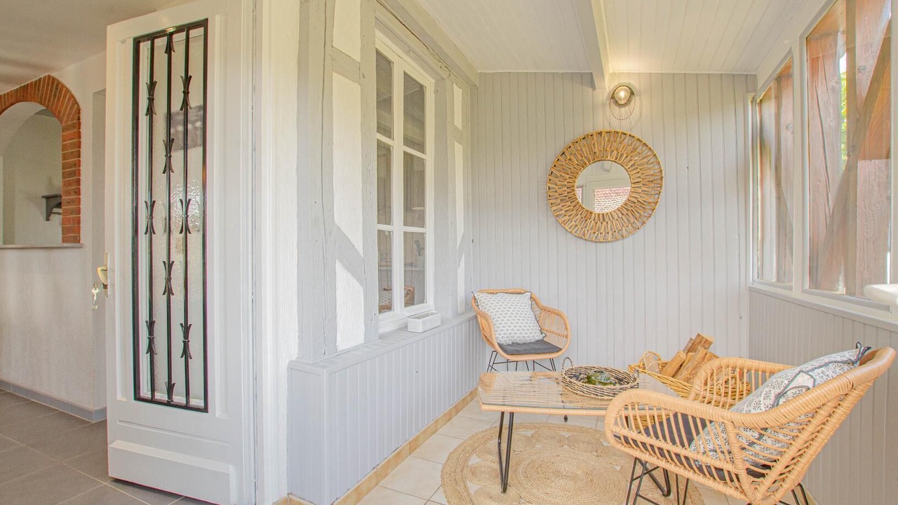 Photo of Others in Le Chene