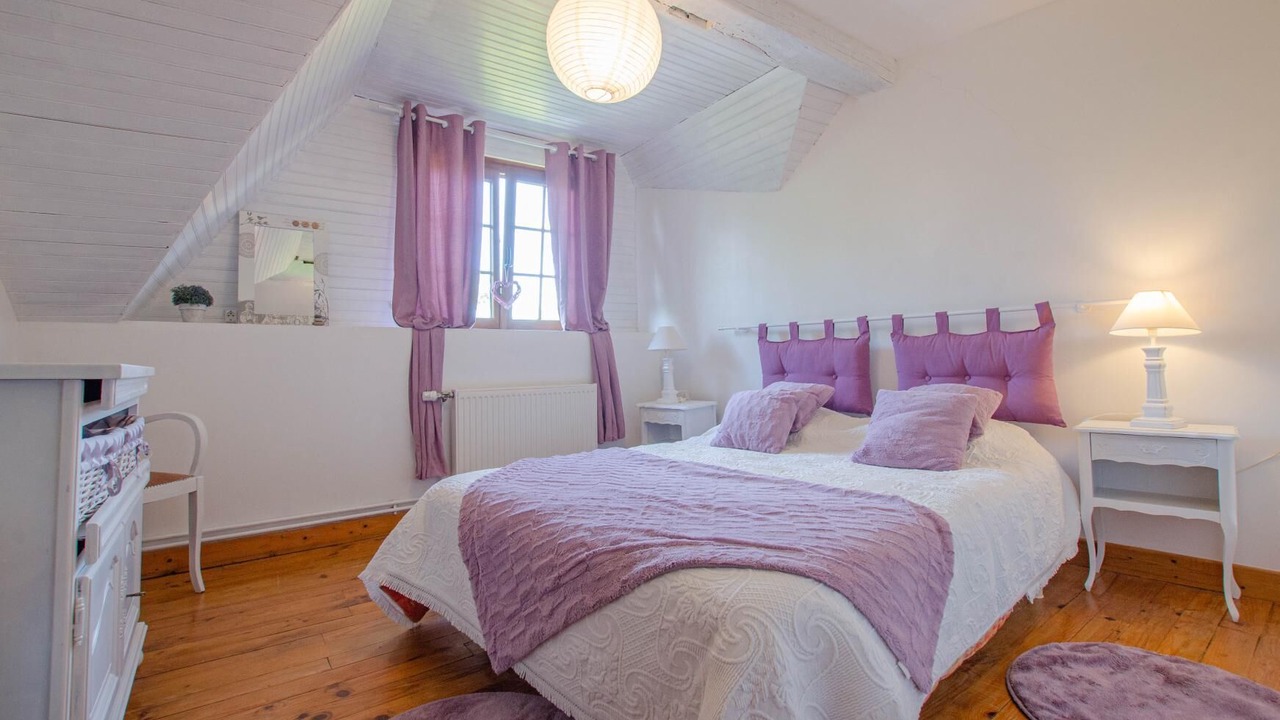 Photo of Bedroom in Bar-sur-Seine