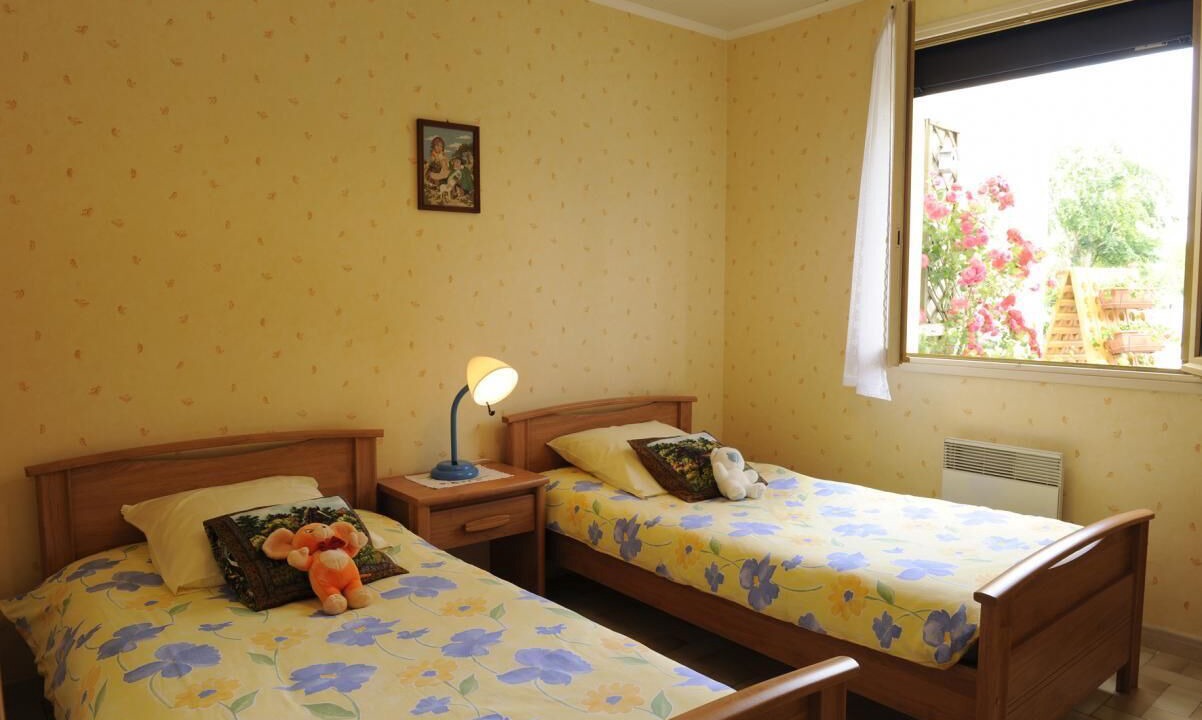 Photo of Bedroom in Rouilly-Sacey