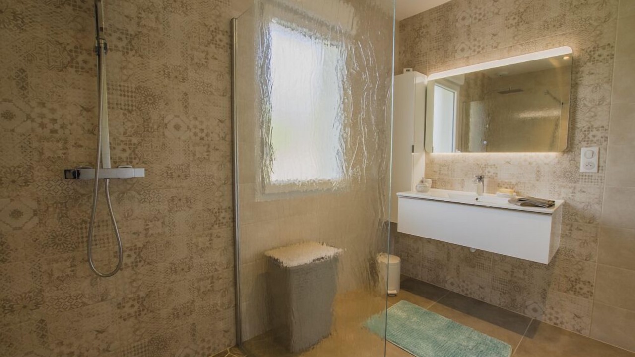 Photo of Bathroom in Coclois