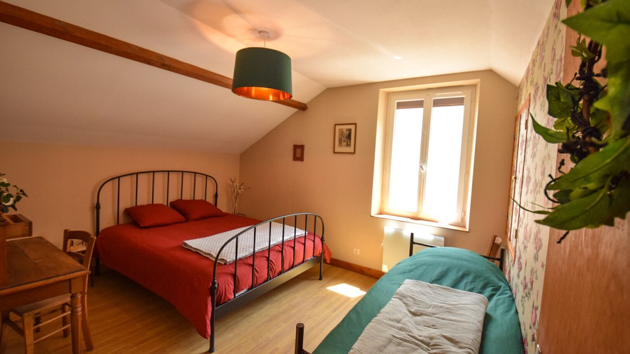 Photo of Bedroom in Celles-sur-Ource