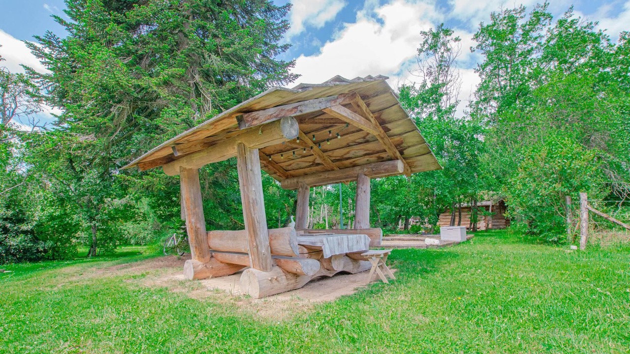 Photo of Outdoor in Chennegy