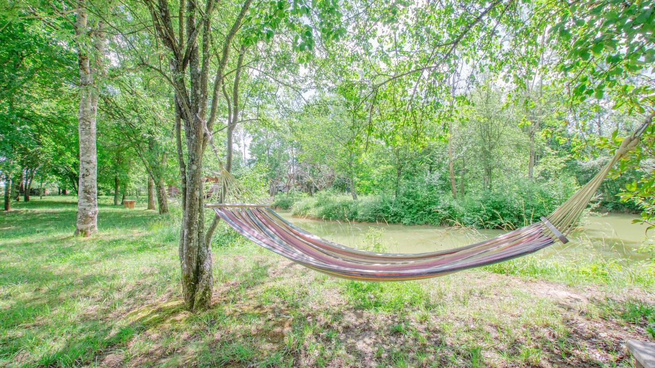 Photo of Outdoor in Chennegy