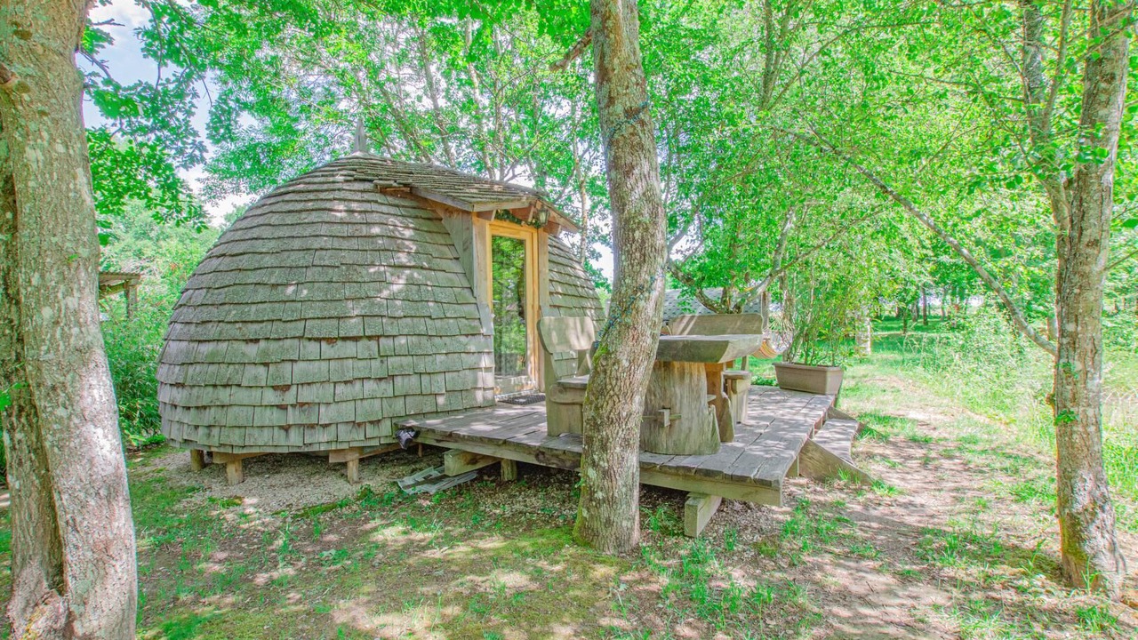 Photo of Patio Balcony in Chennegy