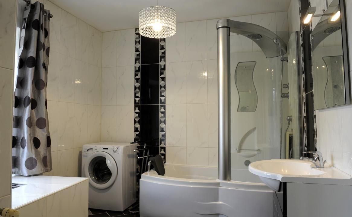 Photo of Bathroom in Les Riceys