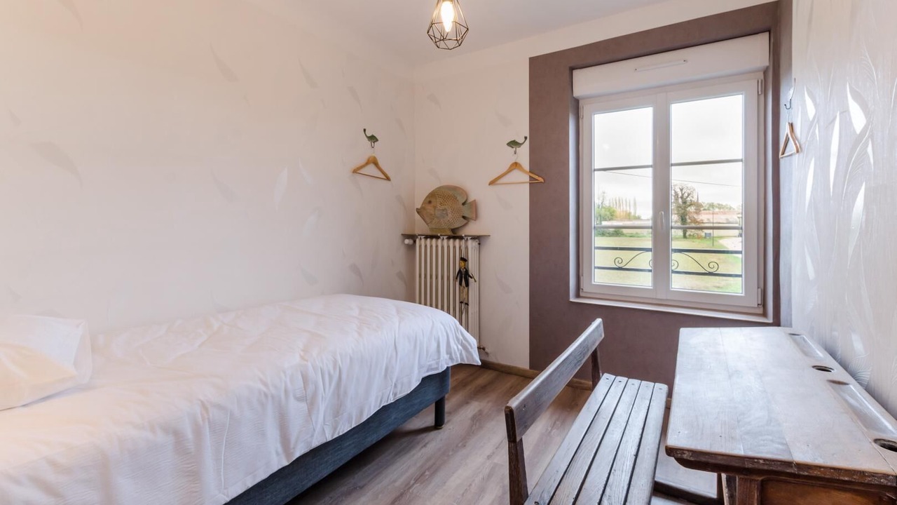 Photo of Bedroom in Yevres-le-Petit