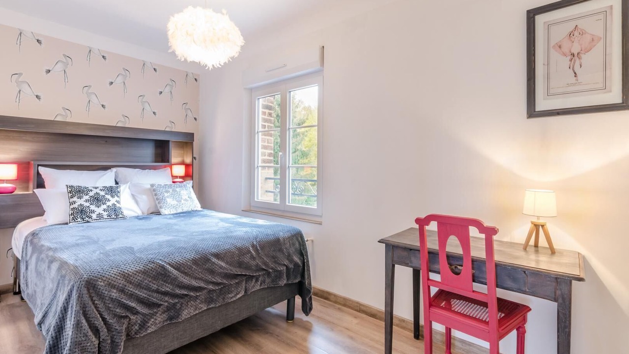 Photo of Bedroom in Yevres-le-Petit