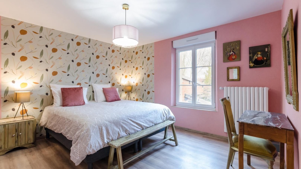 Photo of Bedroom in Yevres-le-Petit