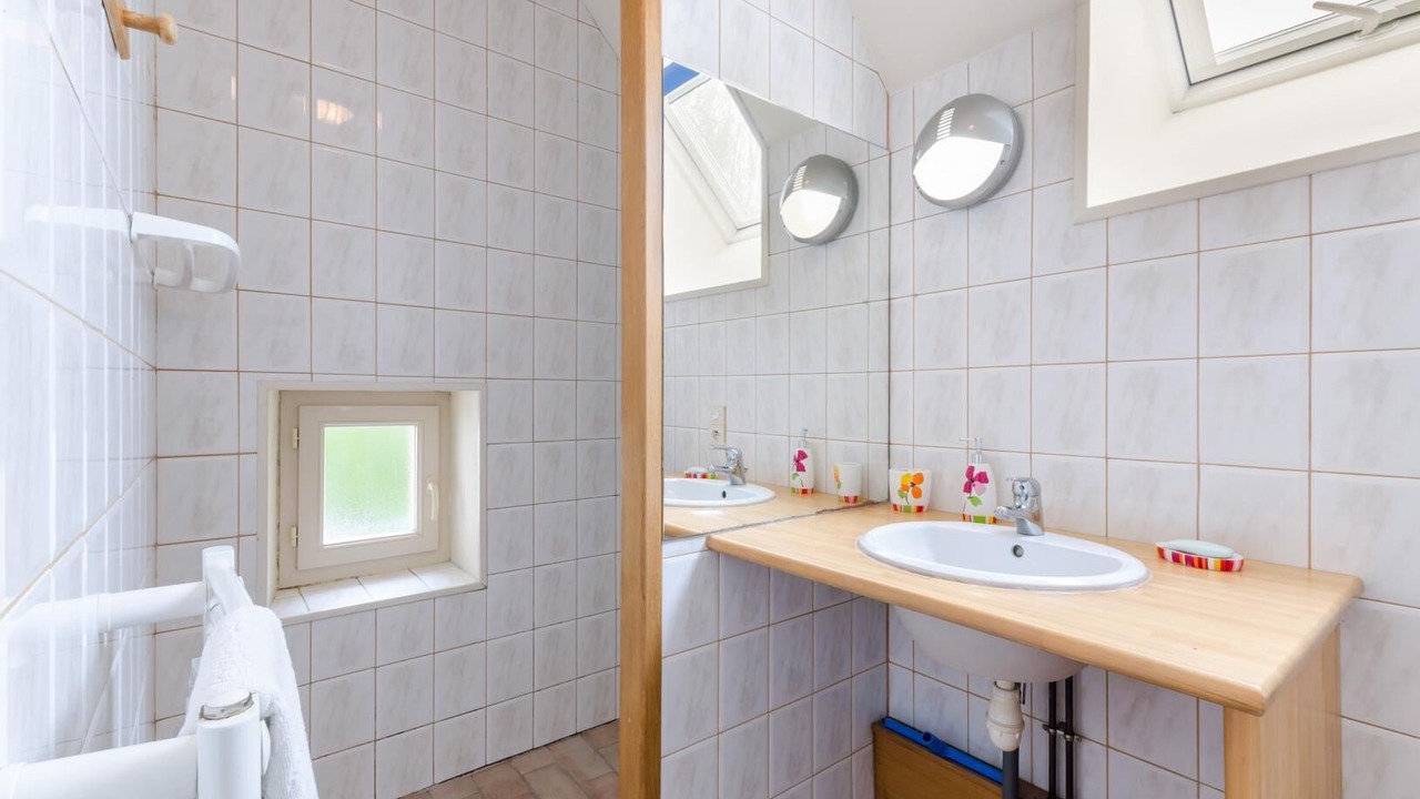 Photo of Bathroom in Montfey