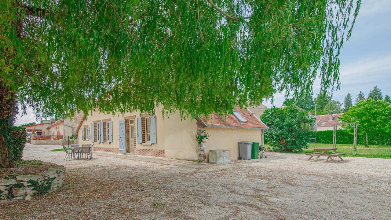 Photo of Outdoor in Montfey