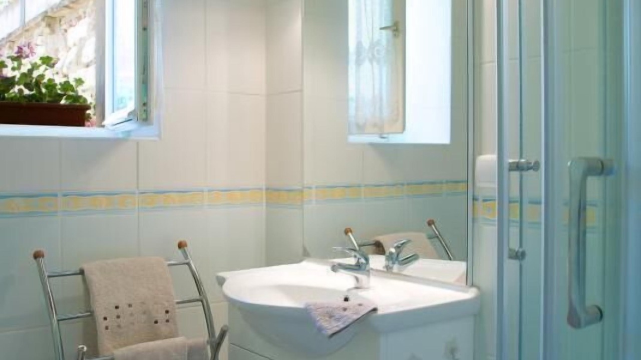 Photo of Bathroom in Bucey-en-Othe