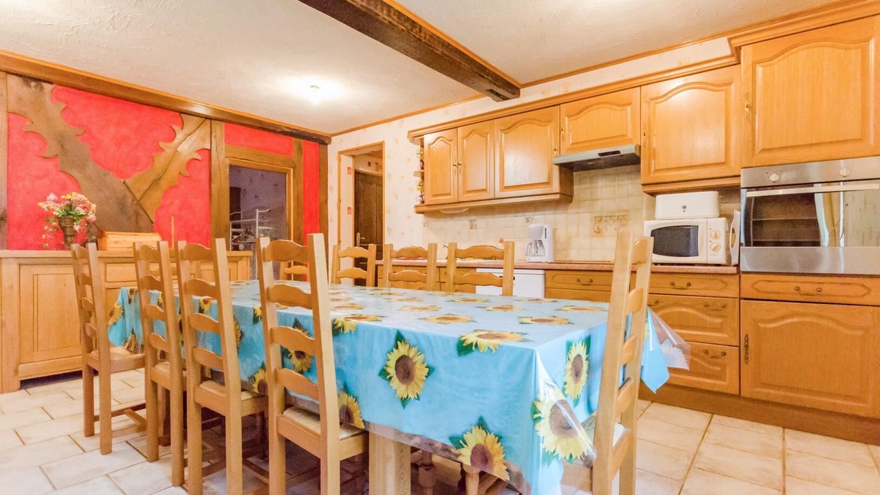 Photo of Others in Lhuitre