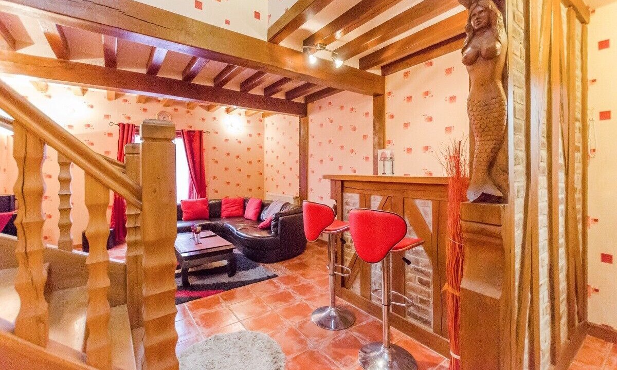 Photo of Others in Lhuitre