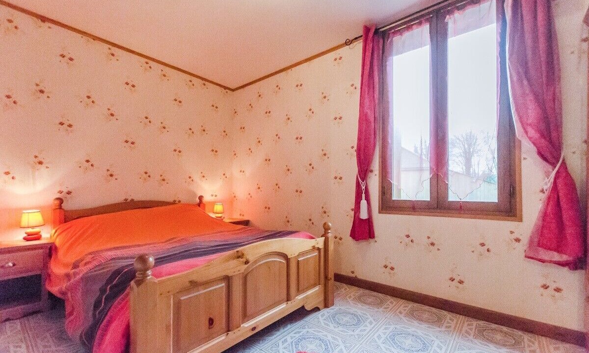 Photo of Bedroom in Lhuitre