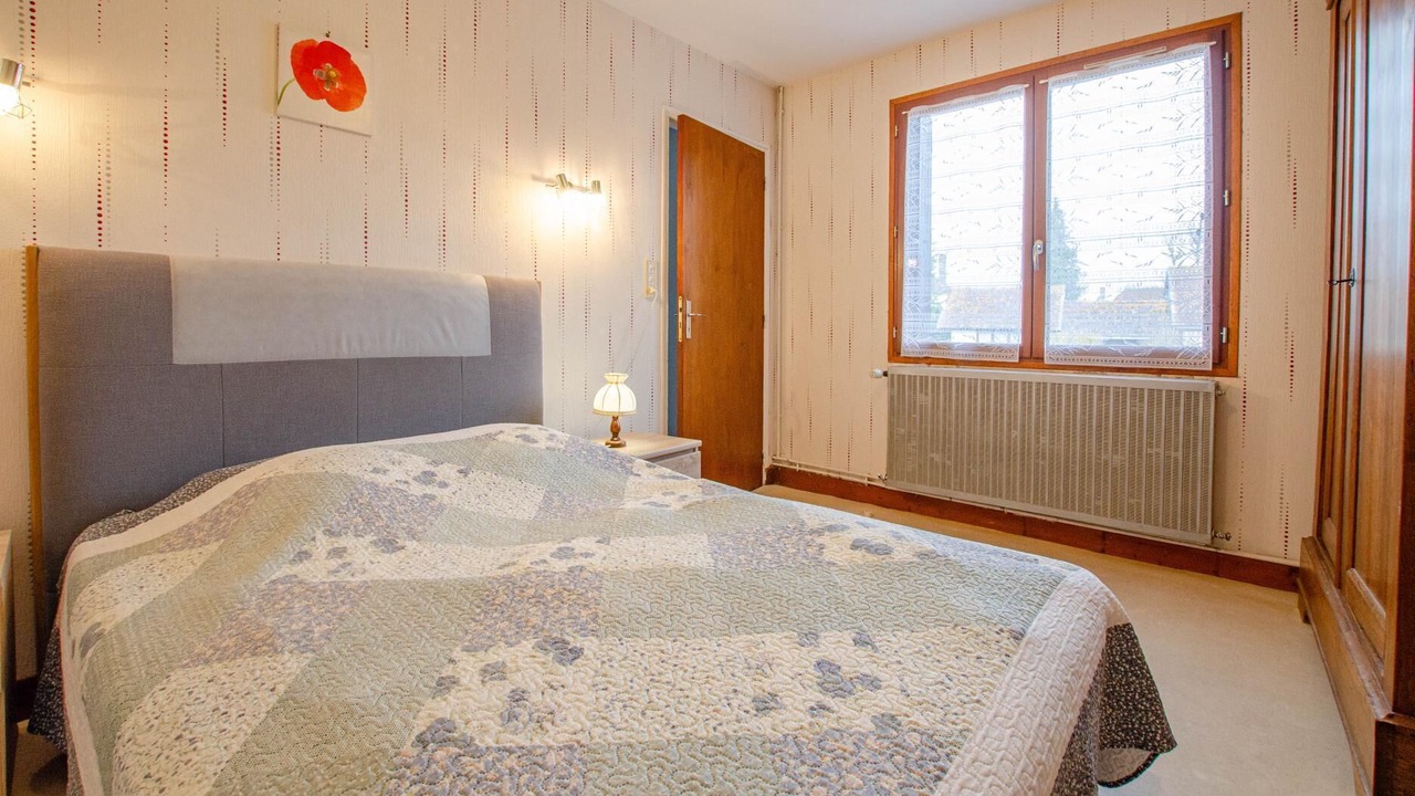 Photo of Bedroom in Onjon